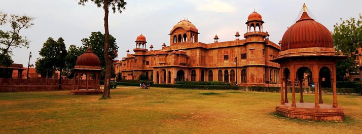 2344/The Lallgarh Palace - Bikaner 24.jpg